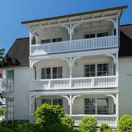 Vesta In Lage Mit Strandkorb Am Apartment *